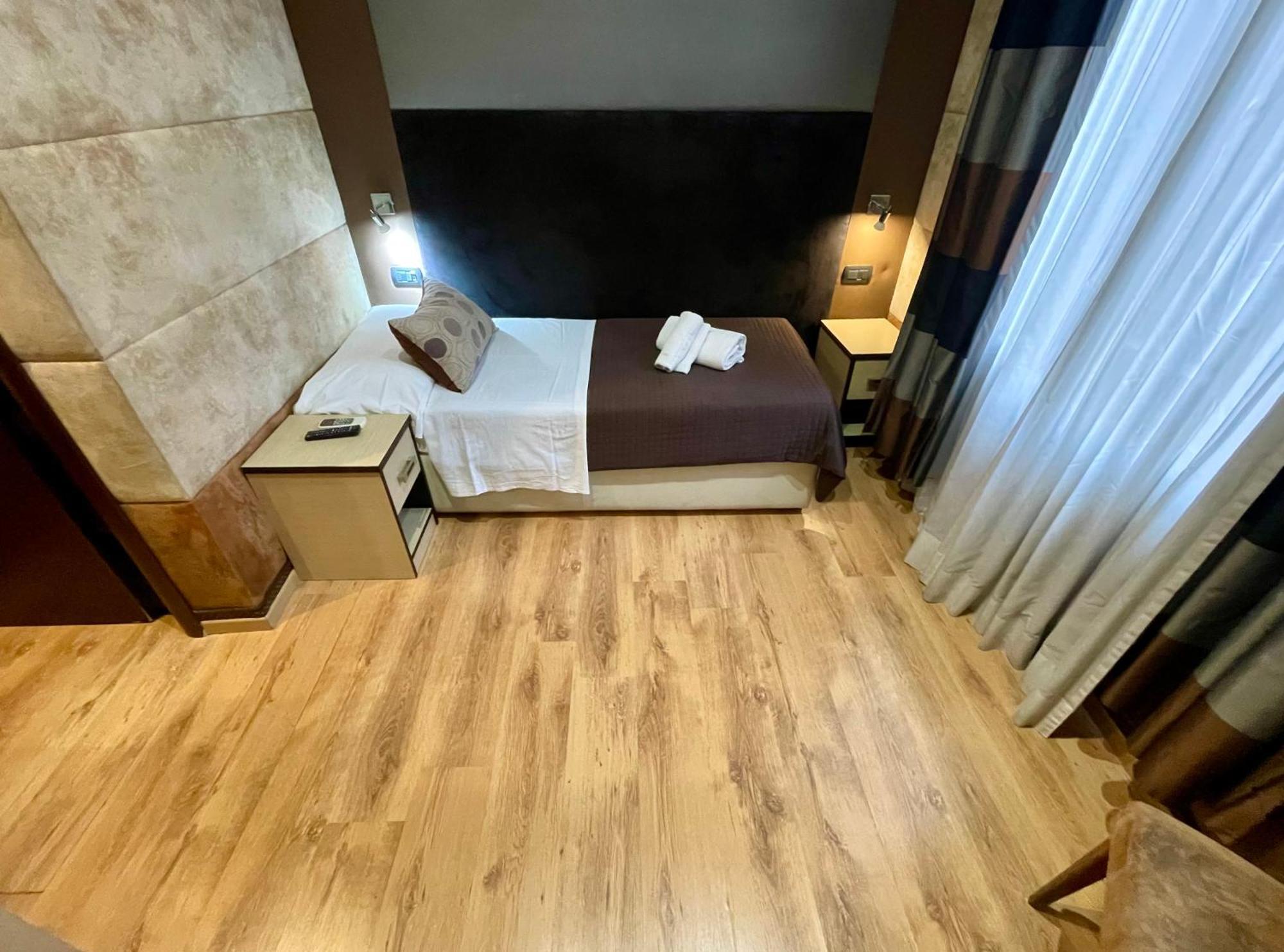 Blue Suite Vatican Guesthouse Рим Екстериор снимка