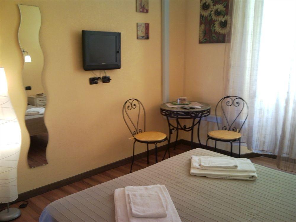 Blue Suite Vatican Guesthouse Рим Екстериор снимка