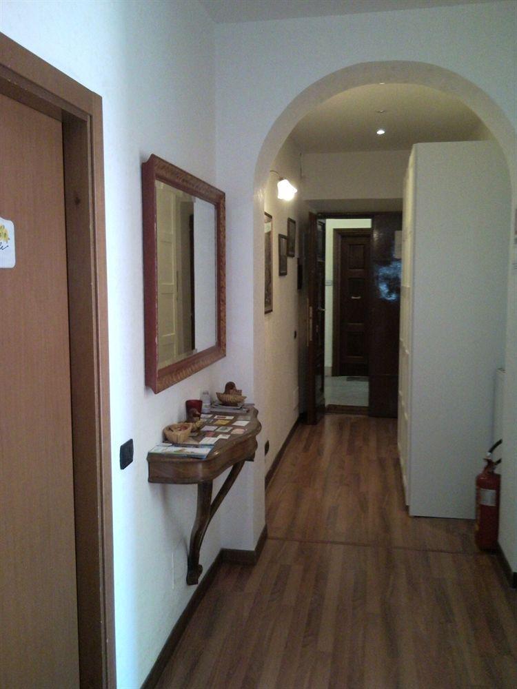 Blue Suite Vatican Guesthouse Рим Екстериор снимка