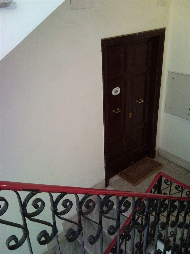 Blue Suite Vatican Guesthouse Рим Екстериор снимка