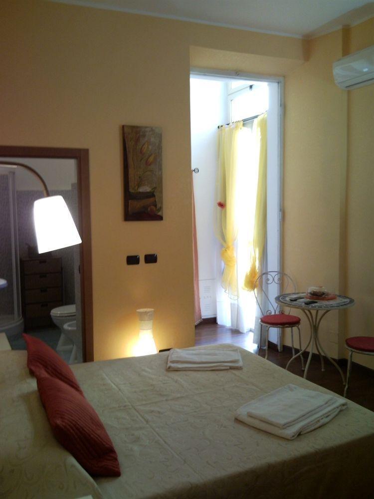 Blue Suite Vatican Guesthouse Рим Екстериор снимка