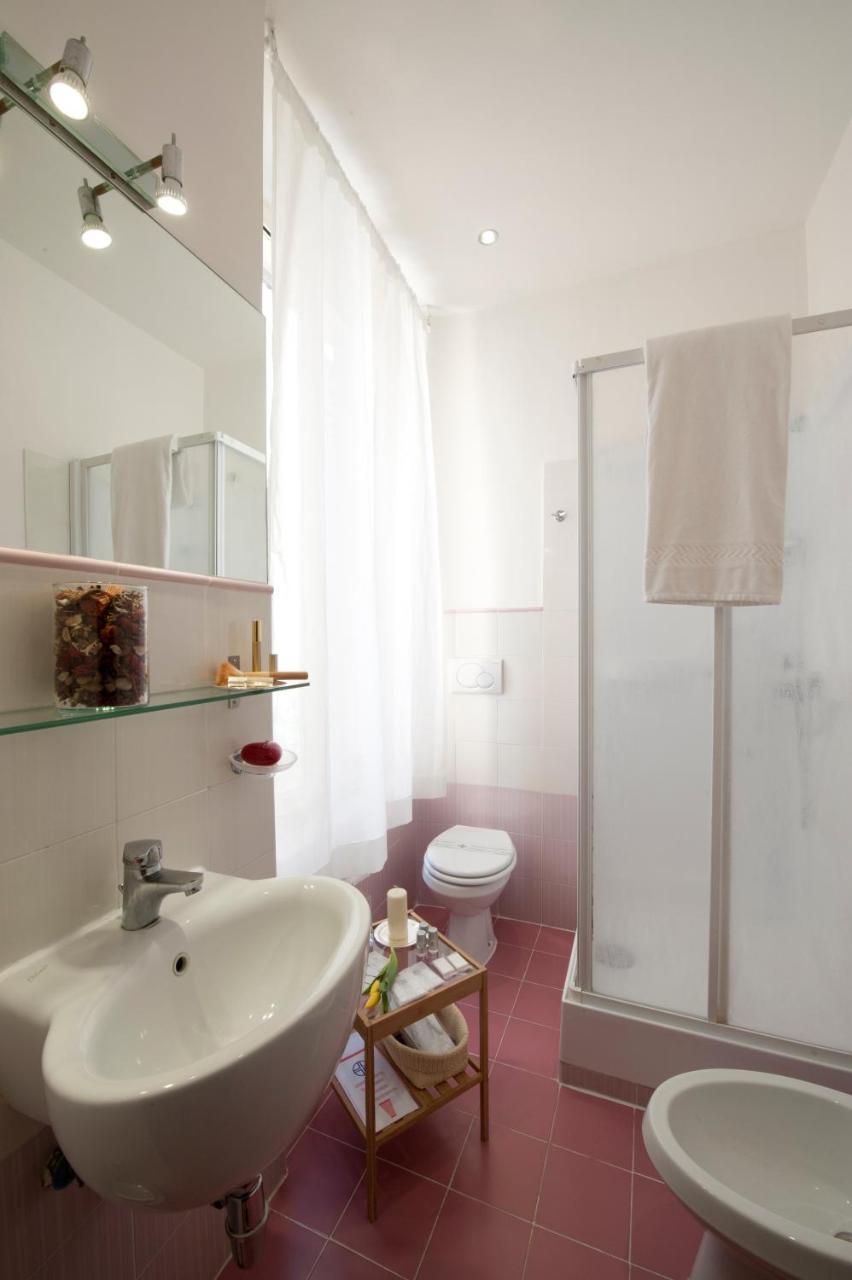 Blue Suite Vatican Guesthouse Рим Екстериор снимка